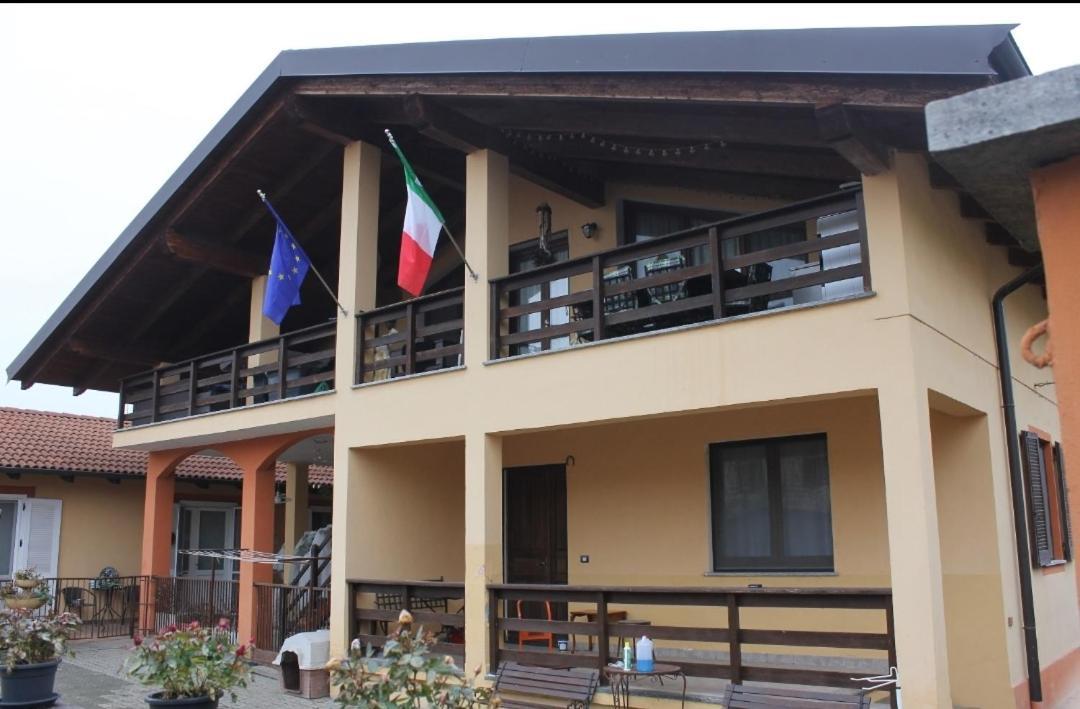 G&G Giusy E Gabry Bed and Breakfast Santhià Buitenkant foto